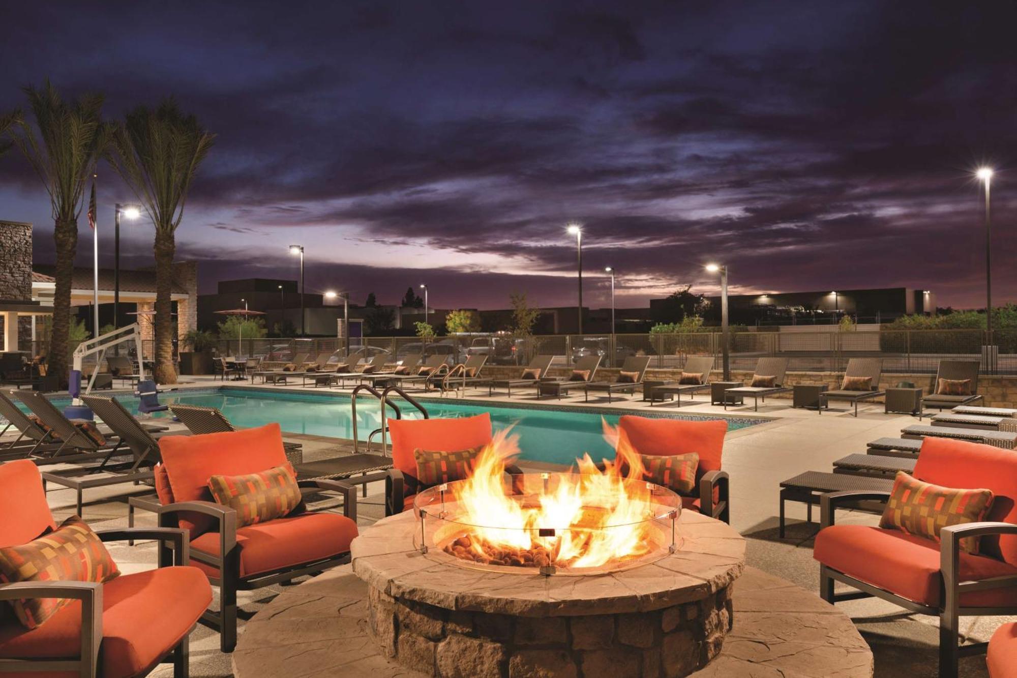Hilton Garden Inn Phoenix-Tempe University Research Park, Az מראה חיצוני תמונה